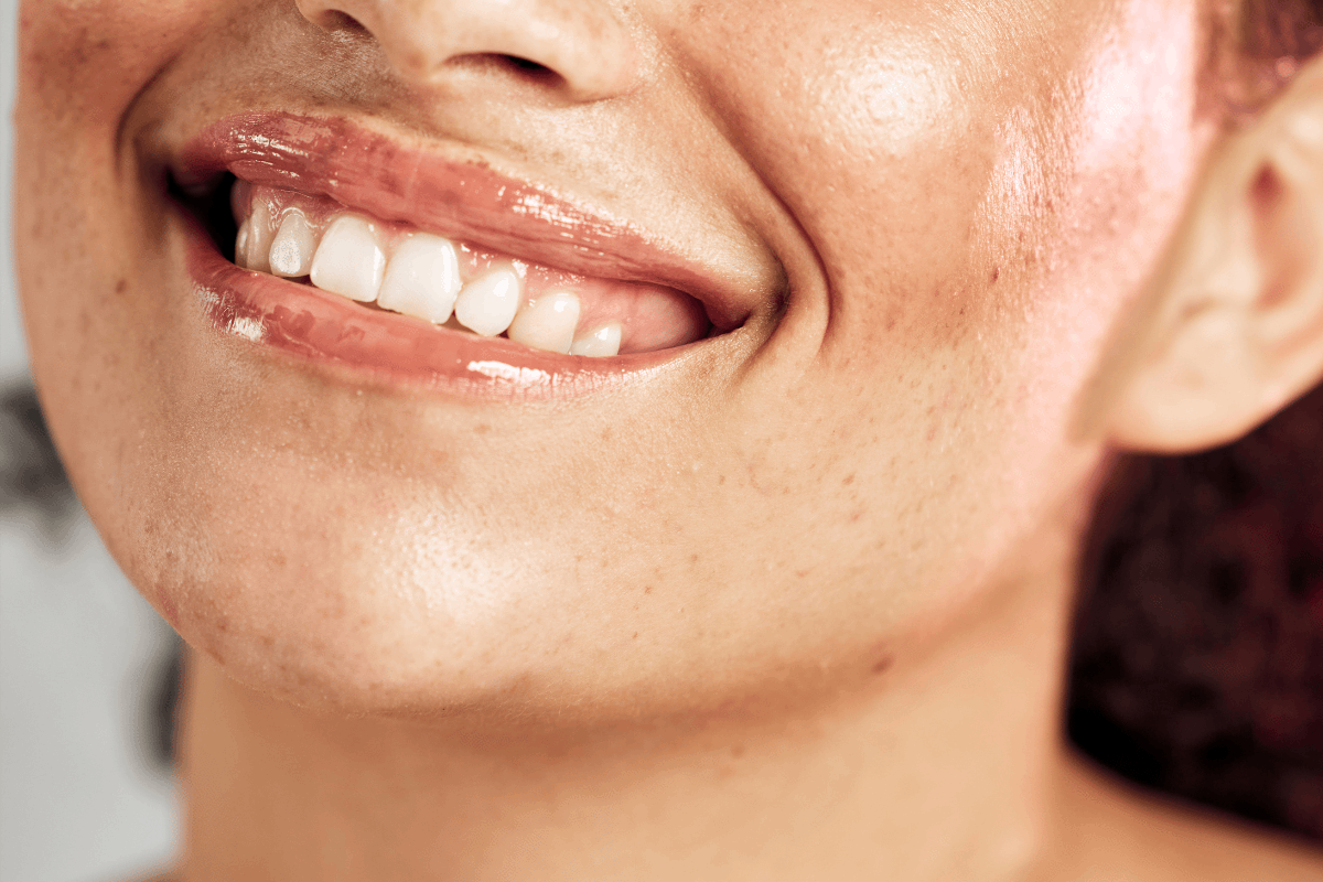 How to Achieve Glowing Skin Using Physical Exfoliation